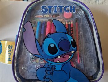 Sac à dos avec set de papeterie Stitch