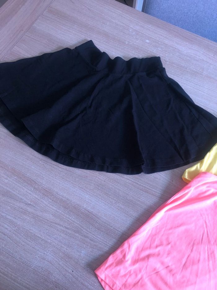 Jupe + débardeurs - photo numéro 3