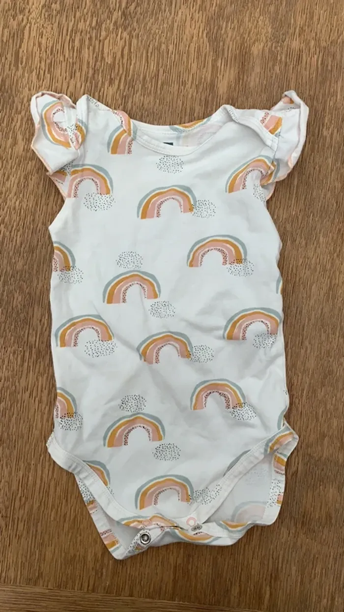 Body 80 hema arc en ciel/blanc