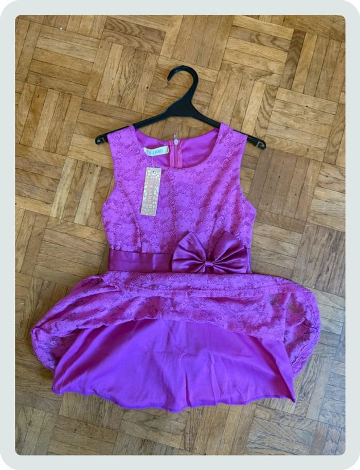 Robe dentelle lilas/violette - photo numéro 4