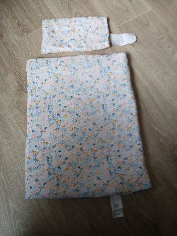 Jouet couette et oreiller poupon vertbaudet neuf