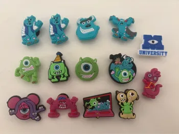 Pins pour crocs Disney monstre et compagnie