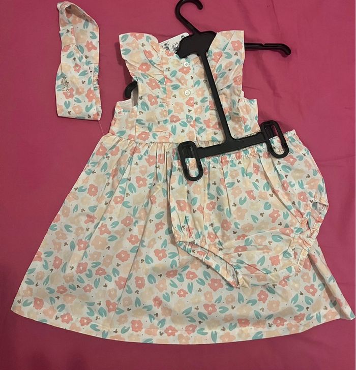 Robe avec motif,fille ,23 mois Disney baby - photo numéro 2