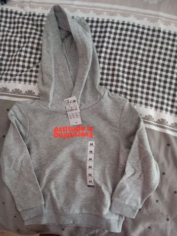 Pull à capuche