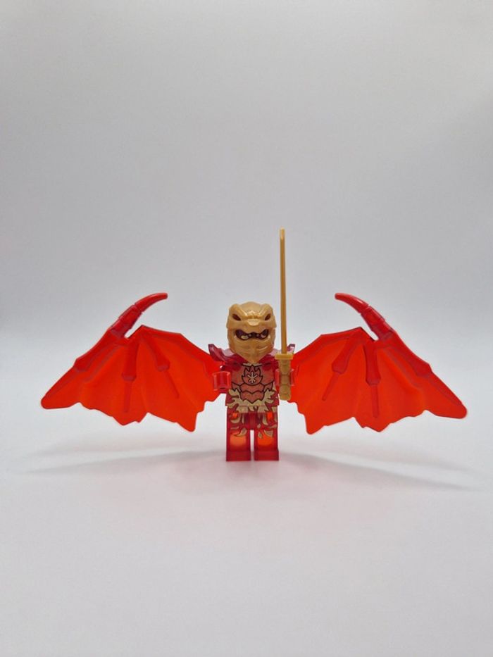 Figurine type lego Ninja avec ailes Ninjago