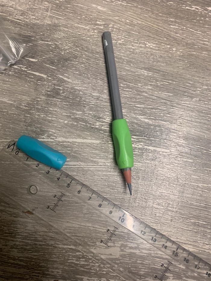 4x Aide ergonomique à l'écriture pour crayon - photo numéro 2