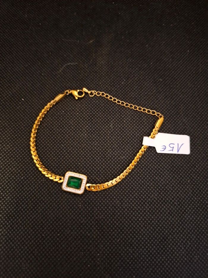 Bracelet acier inoxydable neuf avec etiquette pierre verte et oxyde de zirconium blanc. - photo numéro 5