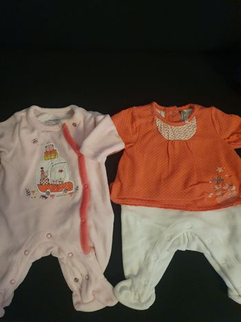 2 pyjamas Naissance fille