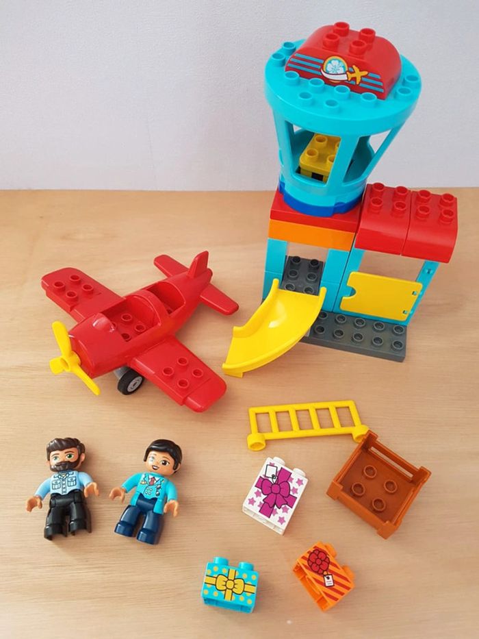Lego Duplo aéroport et avion - photo numéro 13