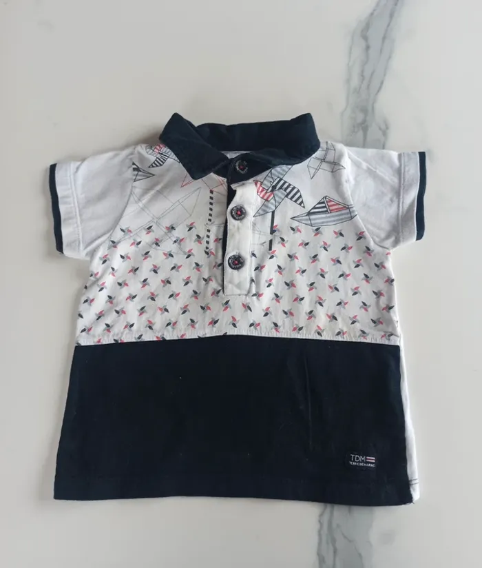 2 t shirts TDM 12 mois - photo numéro 3