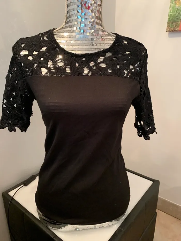 Top noir taille 38