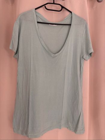 T shirt col V