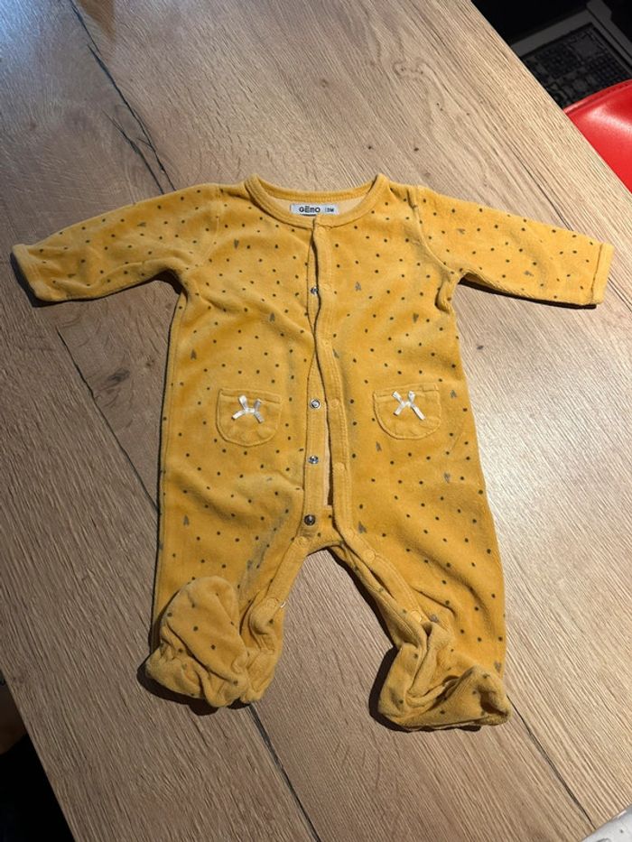 Pyjama 3 mois - photo numéro 2