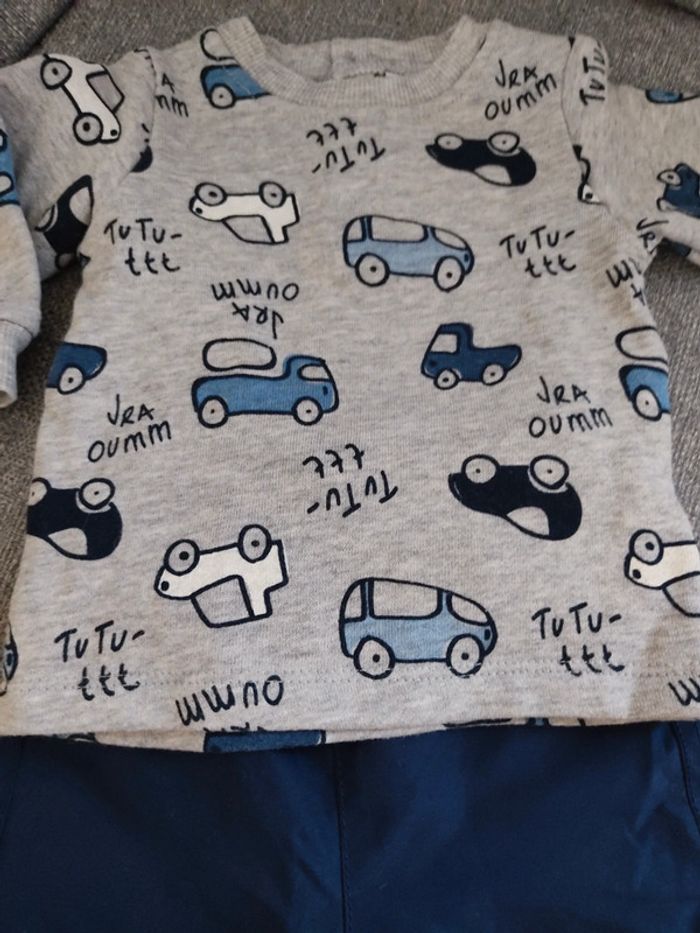 Ensemble taille 3 mois - photo numéro 2