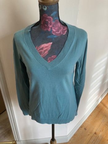 Joli pull léger taille M