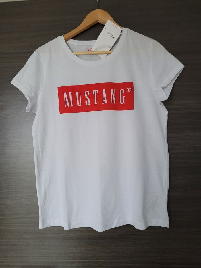 T-shirt mustang L - photo numéro 2
