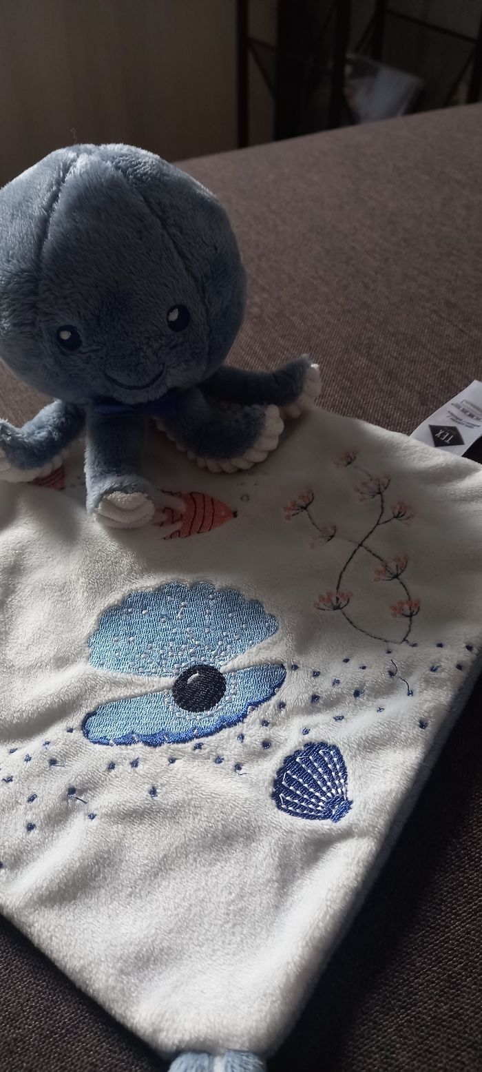 Doudou pieuvre bleue - photo numéro 2