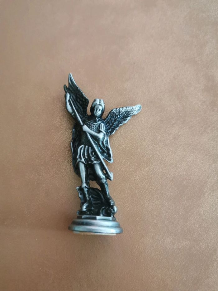 Statuette spirituelle archange St Michael argenté