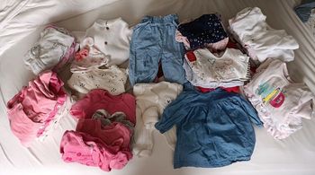 Gros lot vêtements fille 3 mois automne/hiver