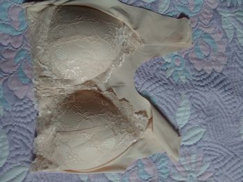 Soutien gorge beige neuf en taille L