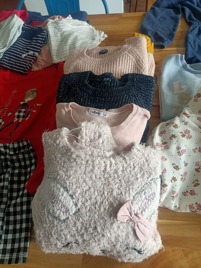 Lot vêtements fille 8 ans - photo numéro 3