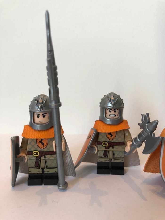 Figurine type lego Roi Stannis Barathéon et 4 soldats game of thrones - photo numéro 4