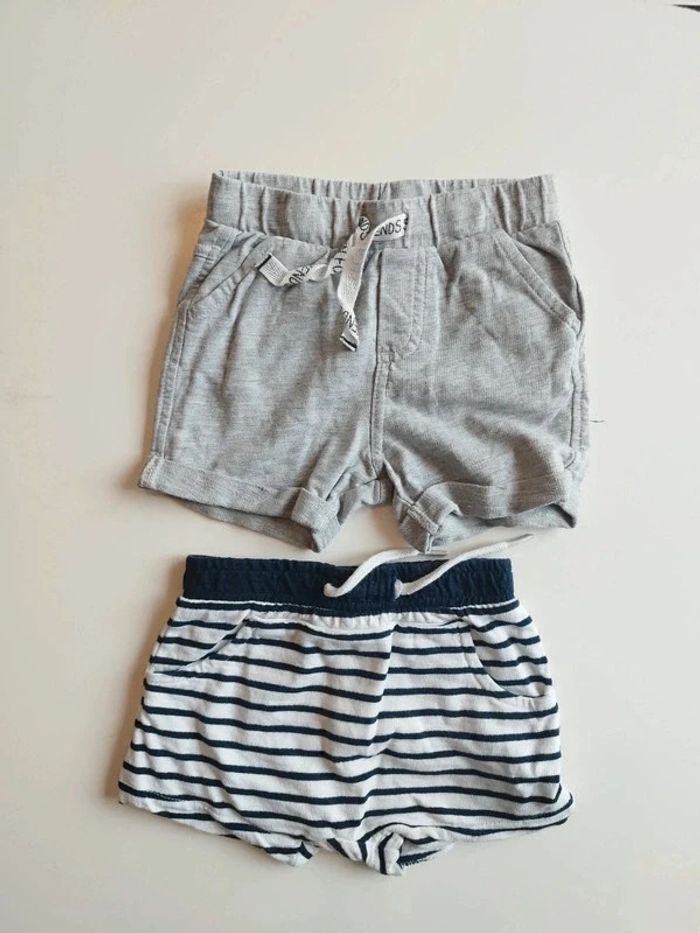 Lot shorts bébé garçon 12 mois - photo numéro 2