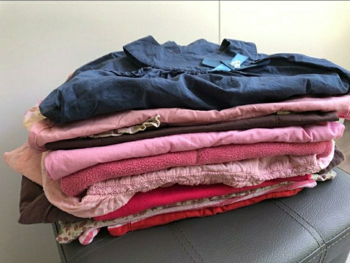 Lot d'environ 100 vêtements de 12 mois à 4 ans - photo numéro 4