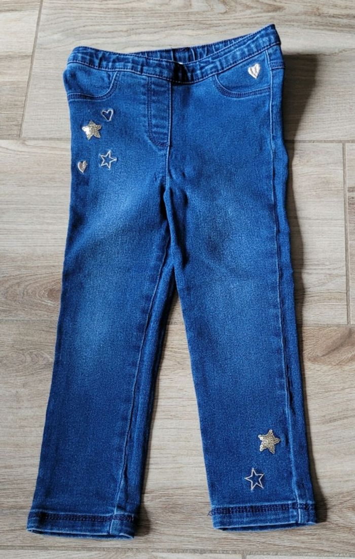Jeans taille 36 mois