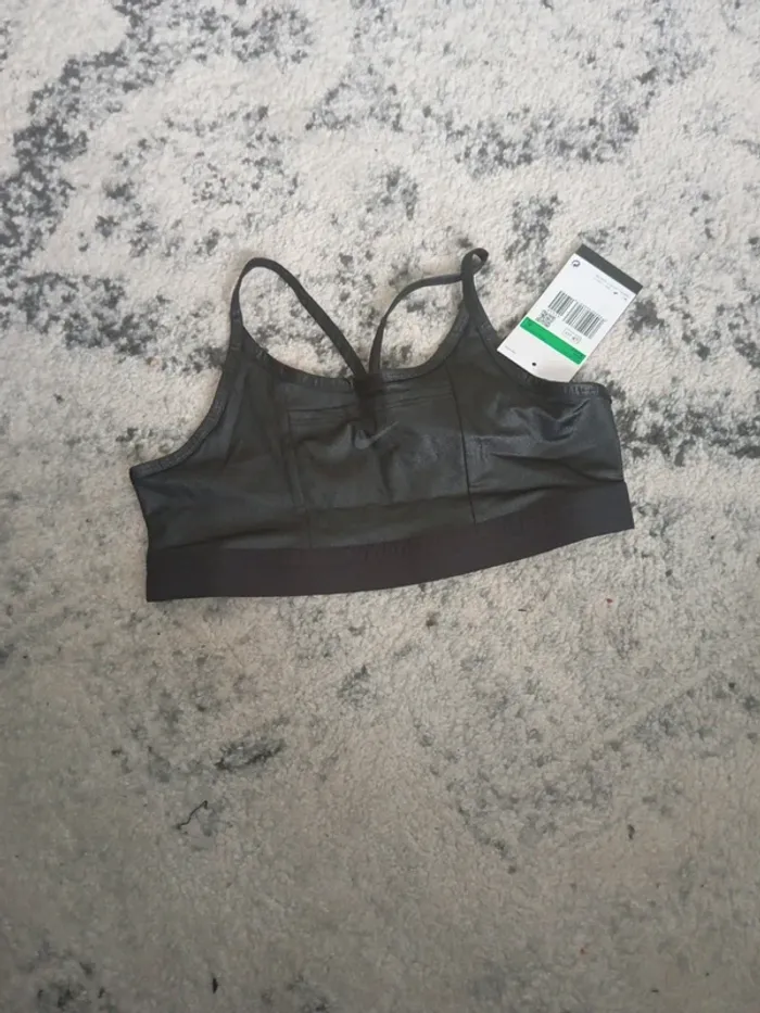 Brassière kids Nike taille XL