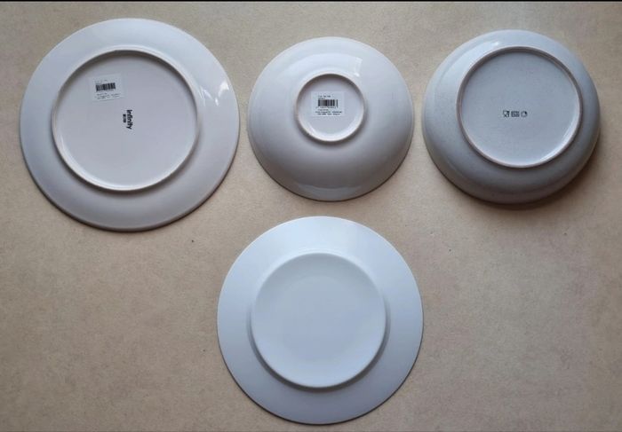 Ensemble 4 Assiettes Et 
Range-couverts - photo numéro 3