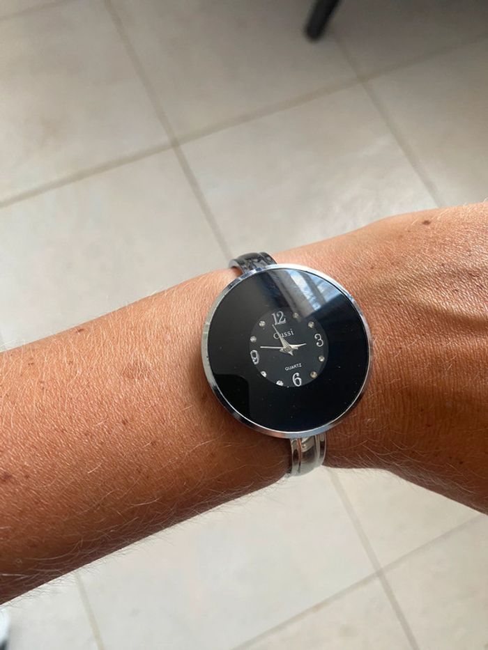 Montre - photo numéro 2