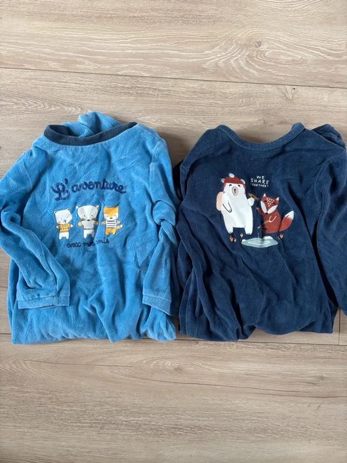 Lot pyjamas chauds 24 mois