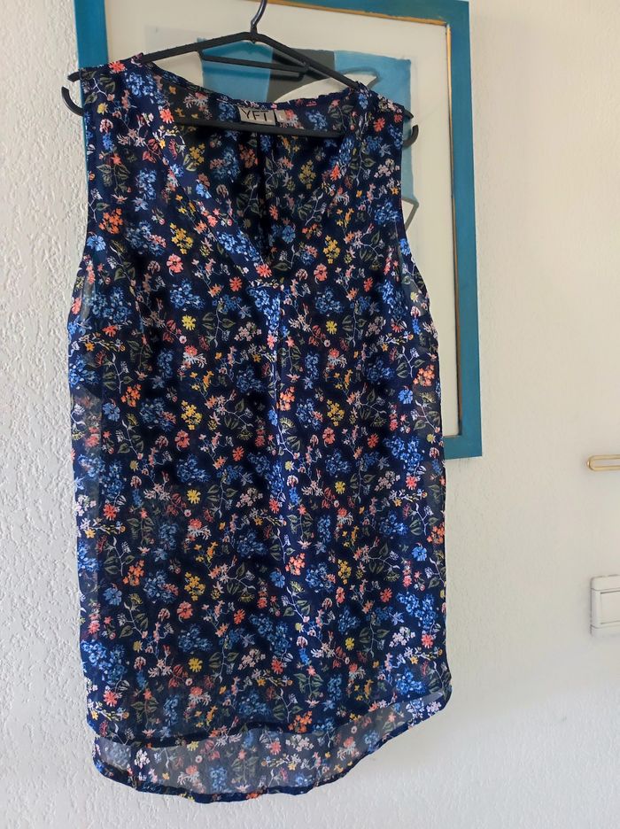 Tunique sans manches de YFT