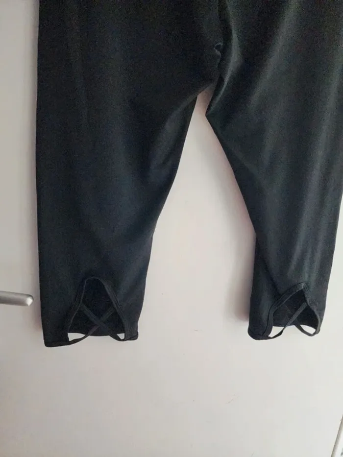 Legging court femme taille 0XL (44-46) - shein- neuf jamais porté - photo numéro 4