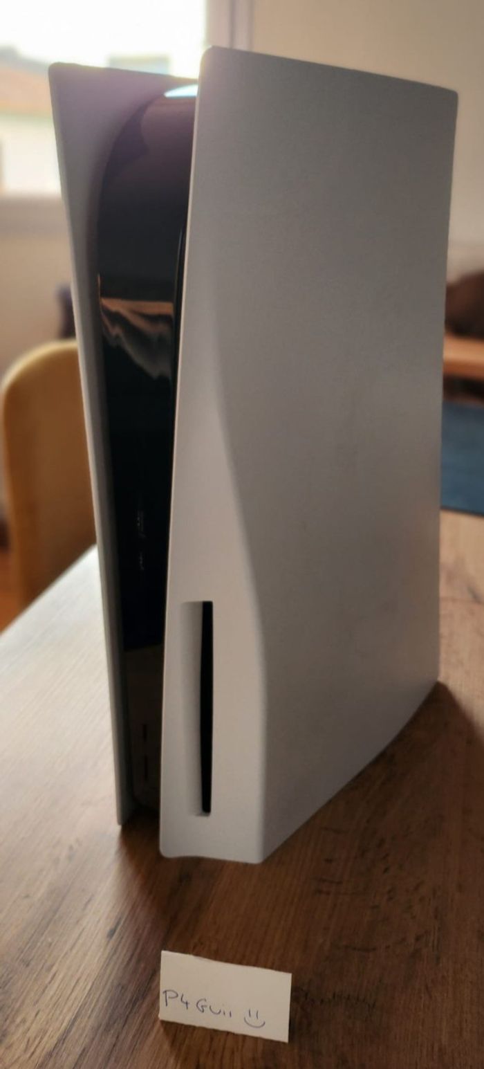 Sony Playstation 5 pro - photo numéro 2