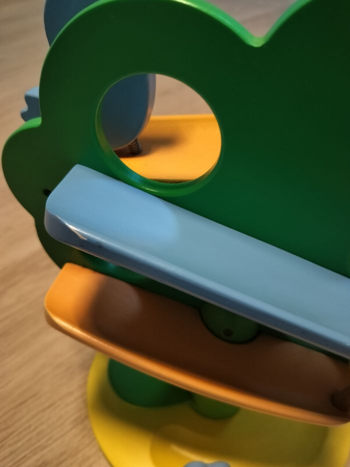 Jouet d'éveil et de manipulation en bois - photo numéro 3