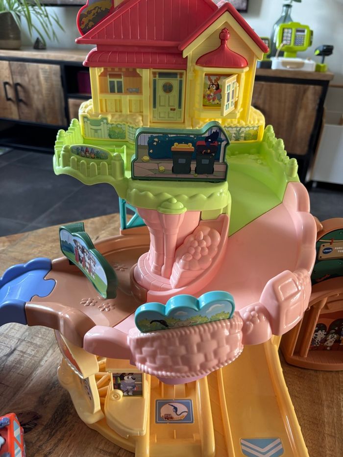 Tut Tut bolide garage bluey - photo numéro 4