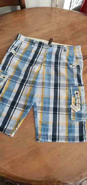 Bermuda homme blue star 44