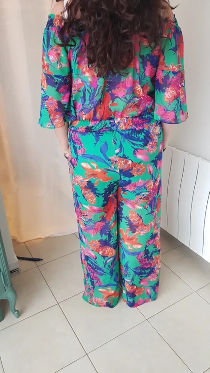 Jolie combi fluide - photo numéro 2