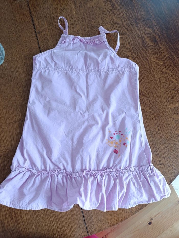 Robe sans manches