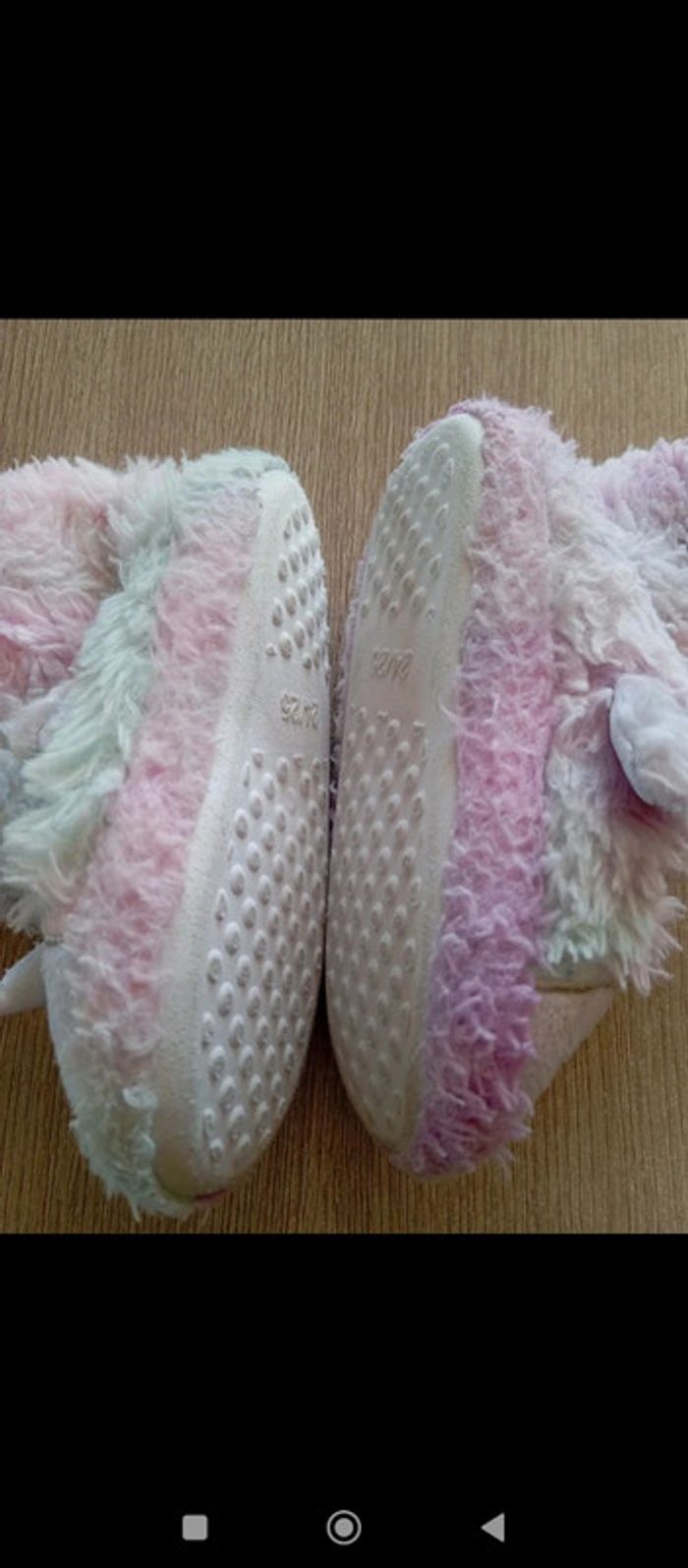 Chaussons licorne - photo numéro 5