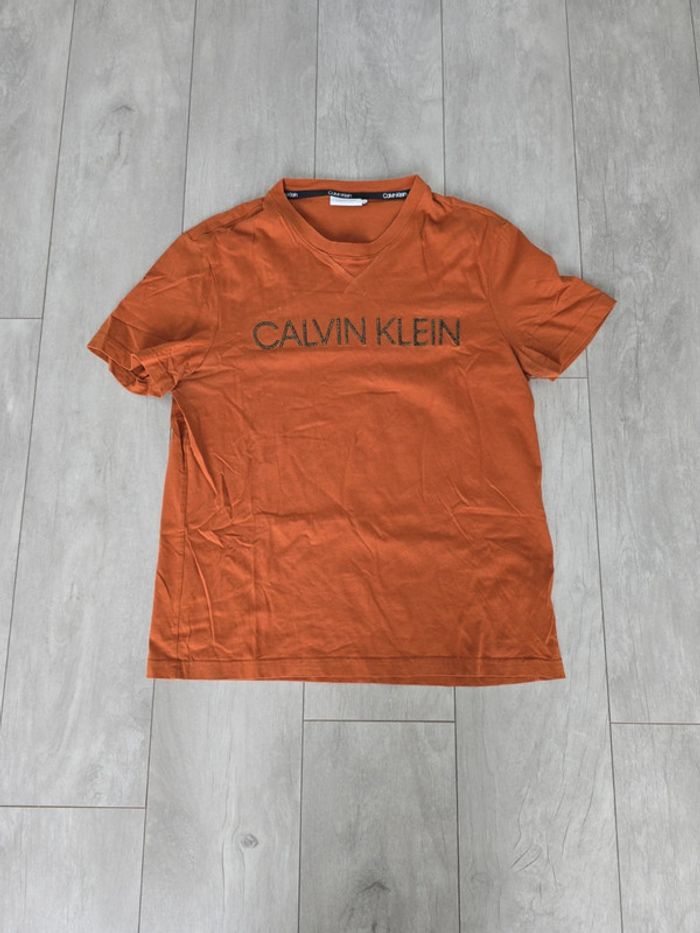 T shirts Calvin Klein xl