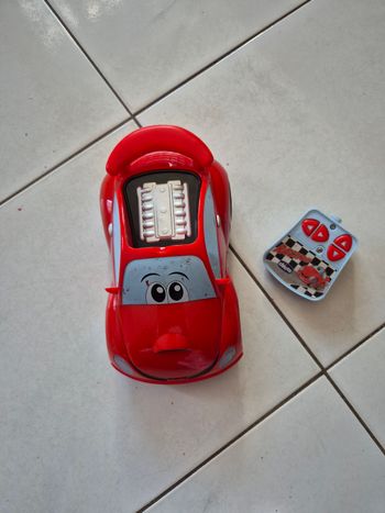 Voiture  télécommande  enfant