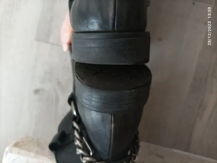 Bottines noires 32 - photo numéro 5