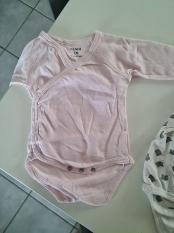 Bodies fille 1 mois