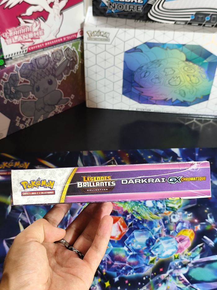 Coffret Darkrai-GX chromatique Légendes brillantes SL3.5 - photo numéro 4