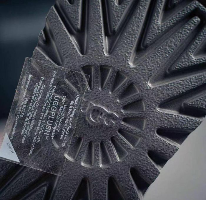 Bottes Ugg Mini taille 38 - photo numéro 9