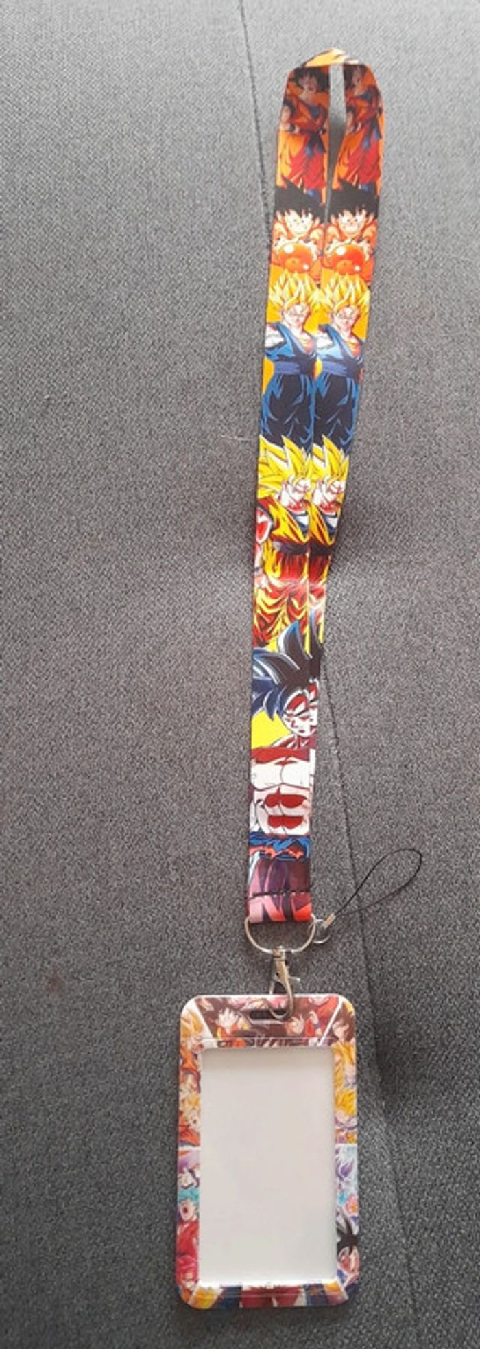 Cordon téléphone porte carte dragonballz - photo numéro 2