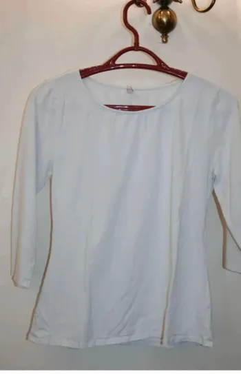 tee  shirt